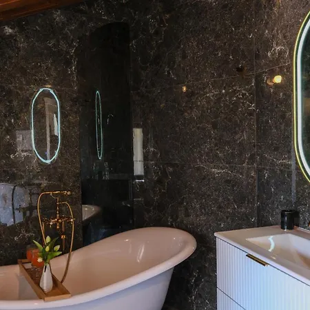 Prisca Luxury With Breakfast 3* Split