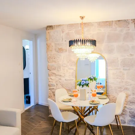 Bed and breakfast Prisca Luxury With Breakfast Split