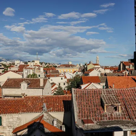 Prisca Luxury With Breakfast ספליט