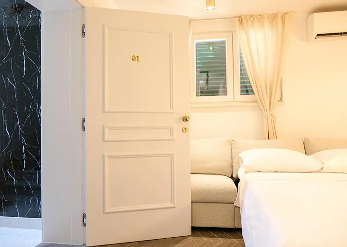 Prisca Luxury With Breakfast 3*