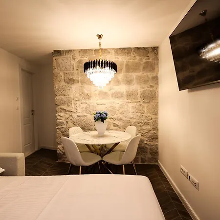 Prisca Luxury With Breakfast