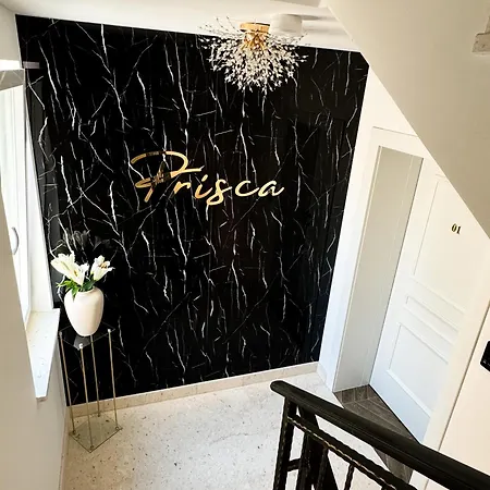 Prisca Luxury With Breakfast Panzió 4*